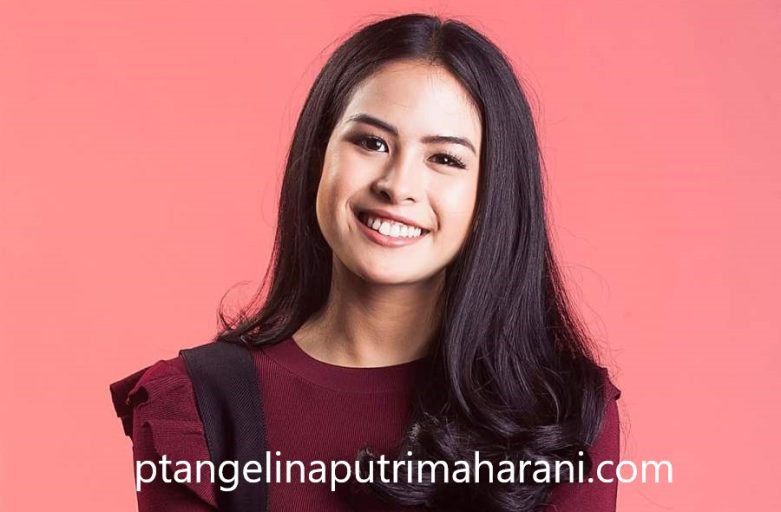 Keanggunan Tropis: Maudy Ayunda yang Selalu Anggun